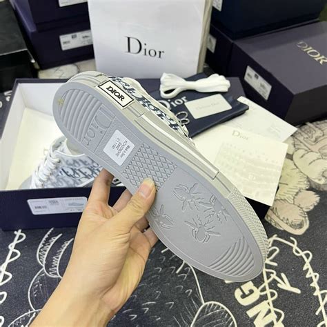 dior b23 fake kaufen|is Dior b23 real.